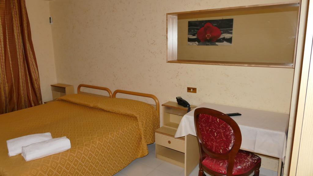 Hotel L'Ulivo Mirabella Eclano Buitenkant foto