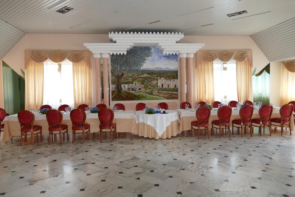 Hotel L'Ulivo Mirabella Eclano Buitenkant foto